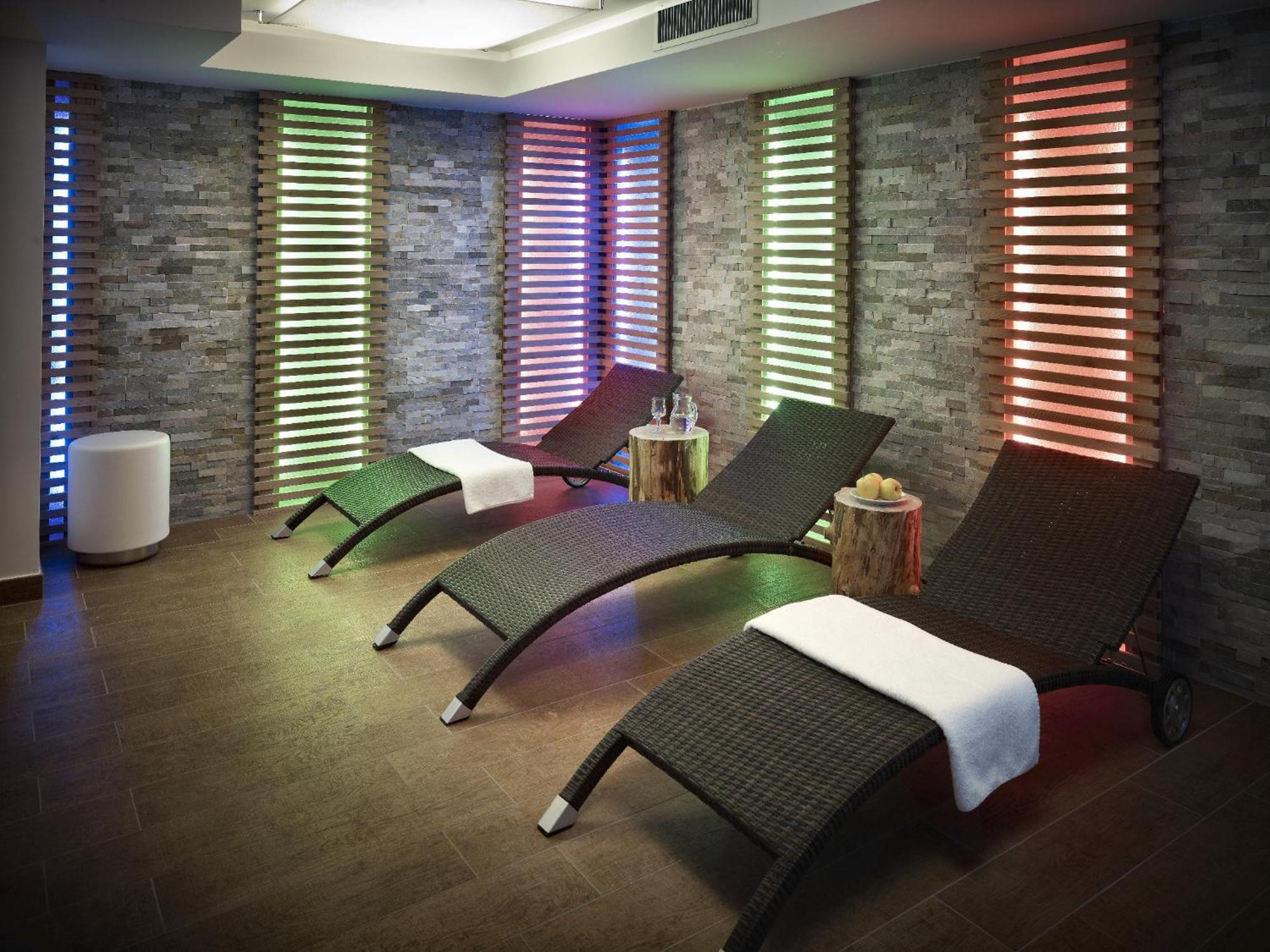 Color Home Suite Apartments Предацо Екстериор снимка
